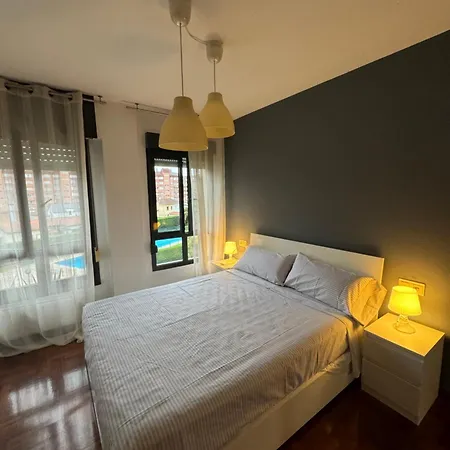 Apartamento Apartamento Con Piscina Y Garaje *